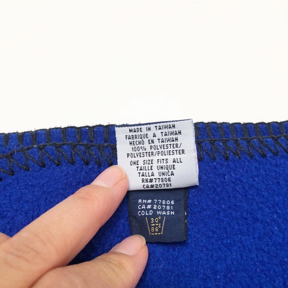 Tommy Hilfiger 90’s blue fleece scarf - Picture 3 of 4